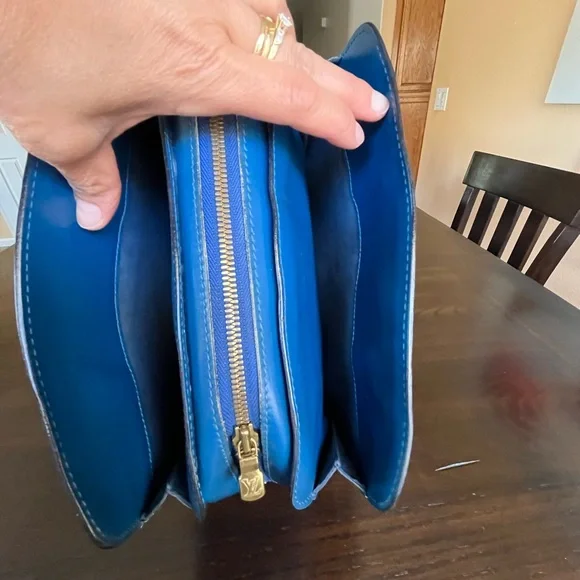 Louis Vuitton Blue Epi Leather Satchel - Picture 11 of 16